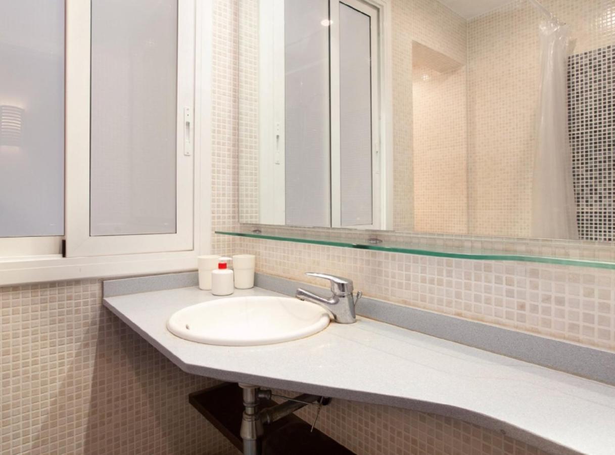 Authentic Flat2 In Poble Sec - Paralelo Barcelona Zewnętrze zdjęcie